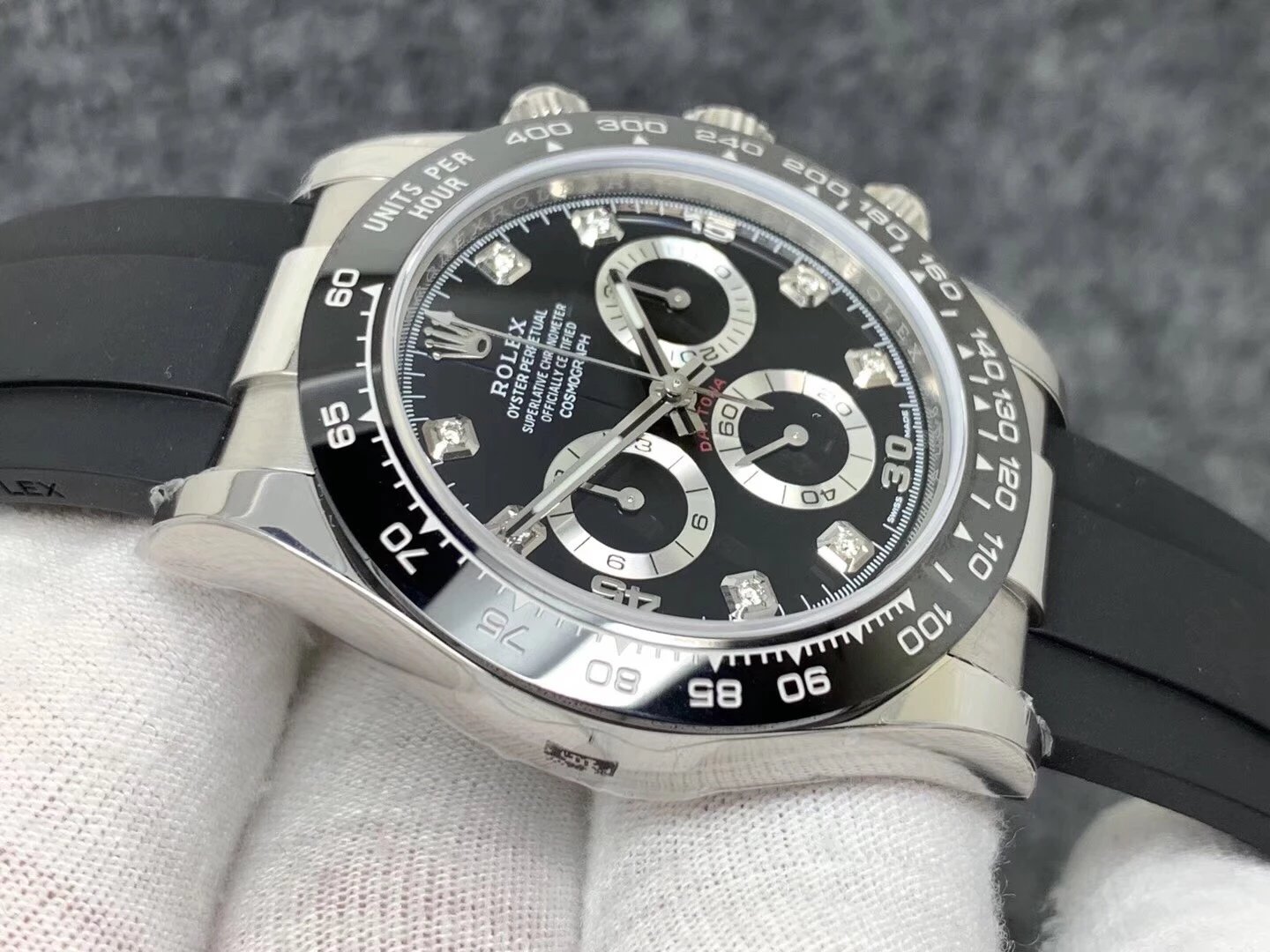 black daytona rubber strap